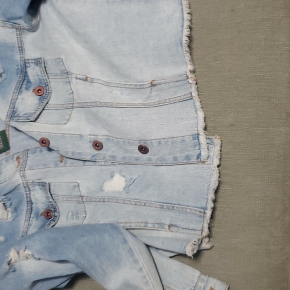 NEW Distressed Jean Jacket - Picture 4 of 4